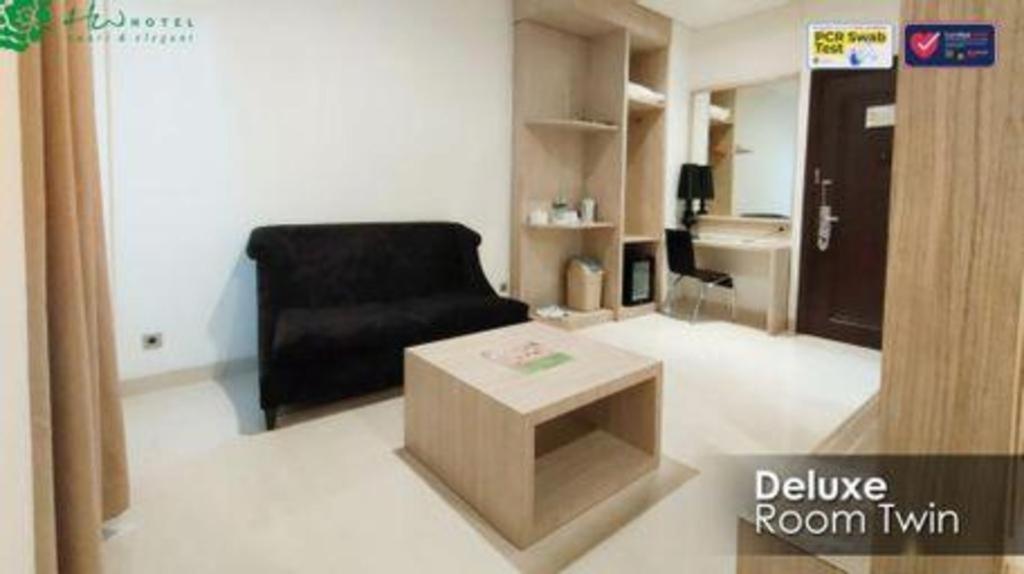 Hw Hotel Padang Bagian luar foto
